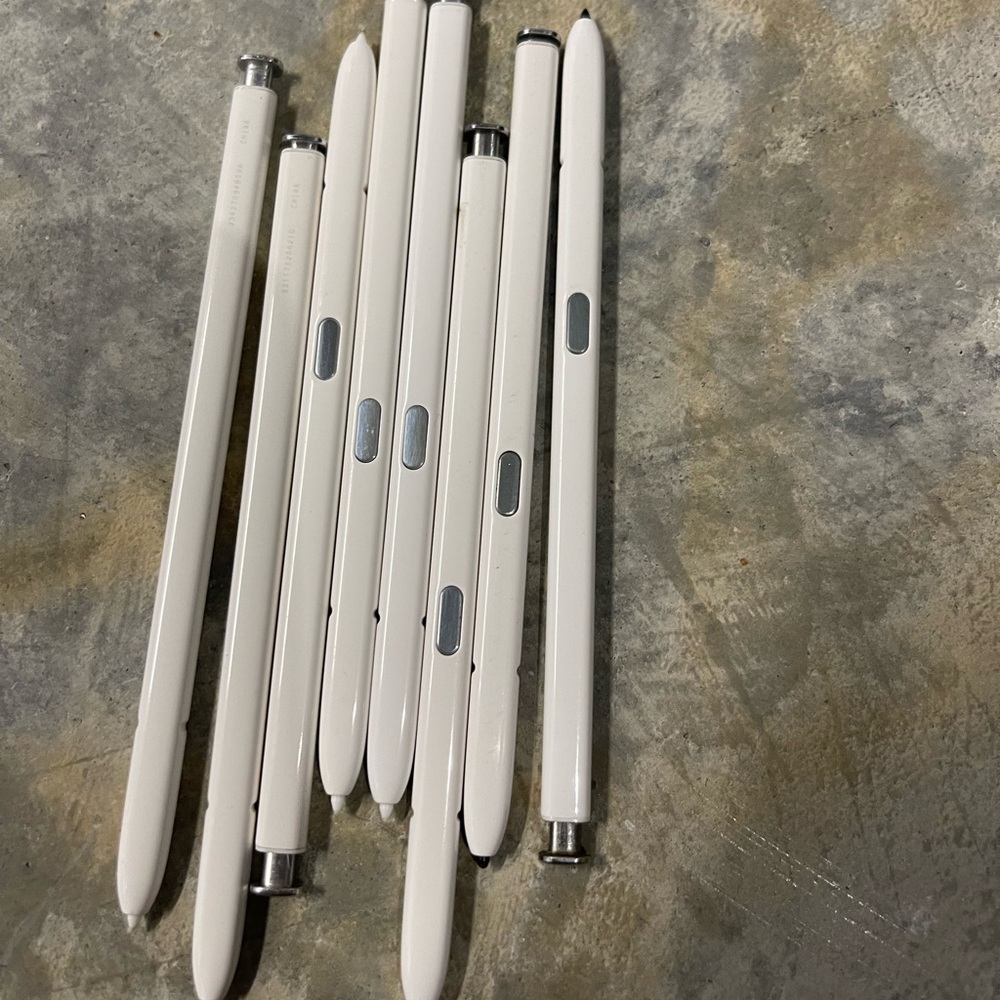 Samsung stylus white